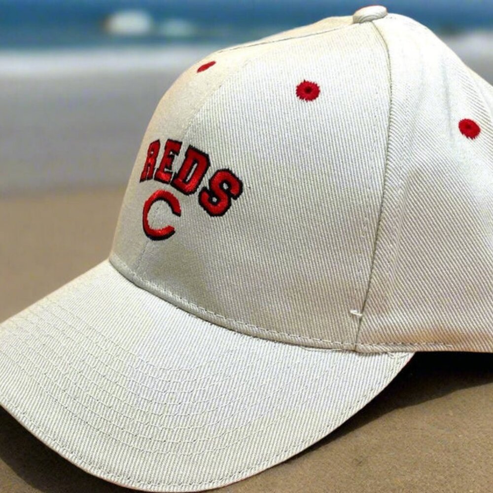 Cincinnati Reds Vintage Late '90s MLB White "Block Reds" NOS Cap